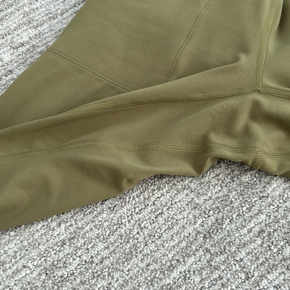 Lululemon Align Jogger - Picture 5 of 5